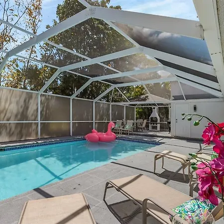 Lux 5Bdr Huge Htd Pool Nr Beach